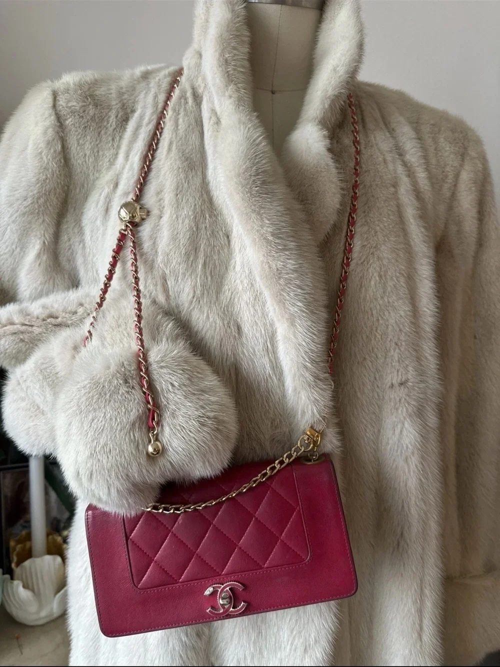 CHANEL Quilted Shoulder Bag in Burgundy with Gold-Tone Hardware